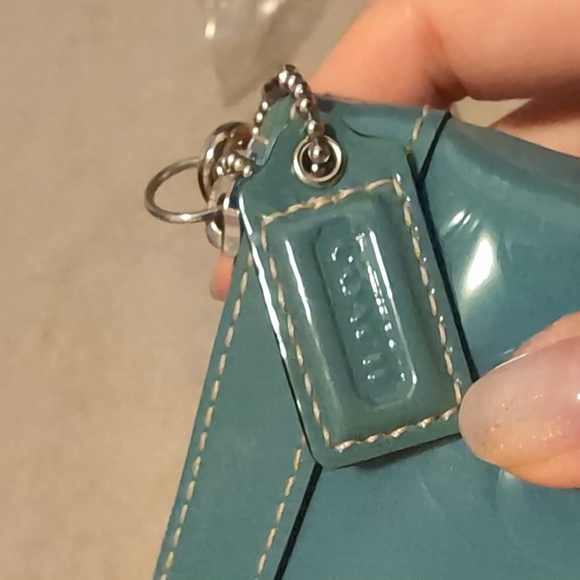 COACH • wristlet (NEW with TAGS) - Picture 4 of 8